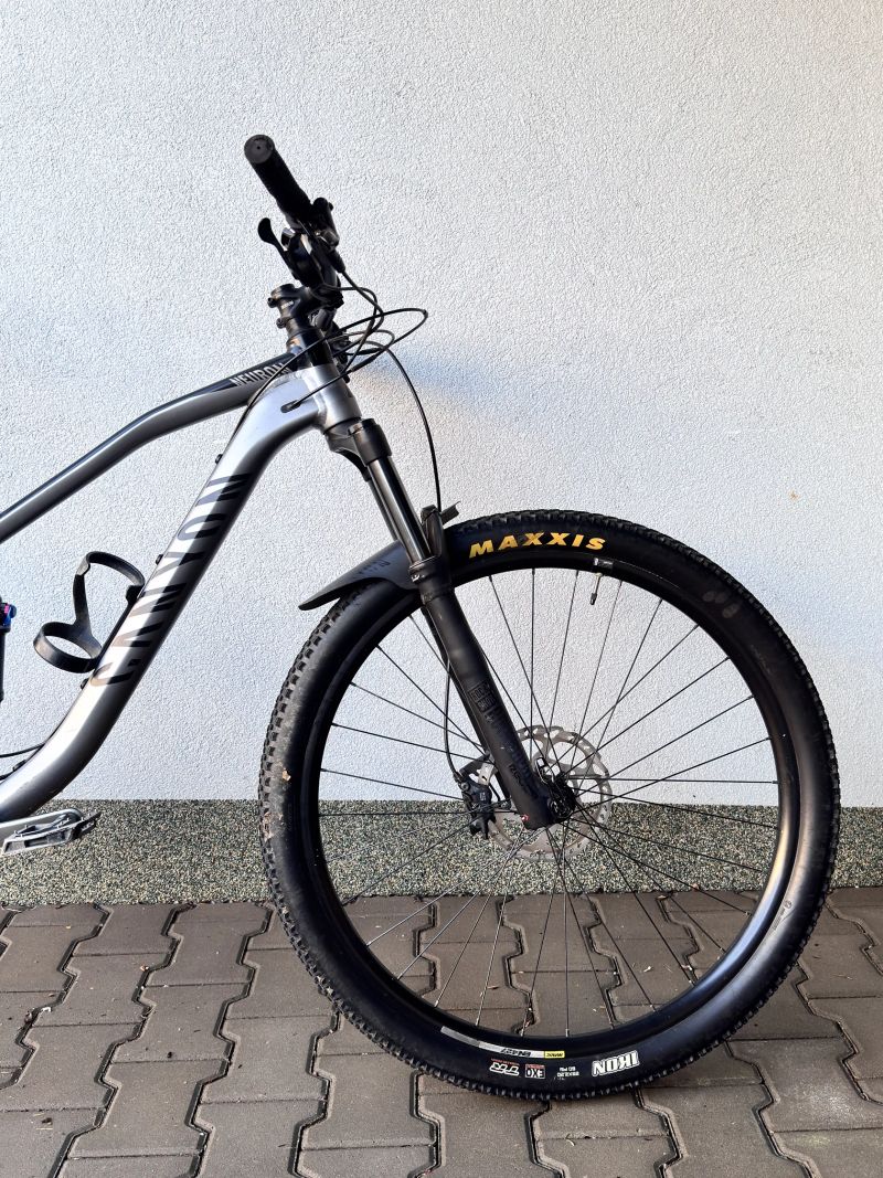 Canyon Neuron AL 6 (2019) L / 29” / trail-allmountain / SLX-XT / 130 mm