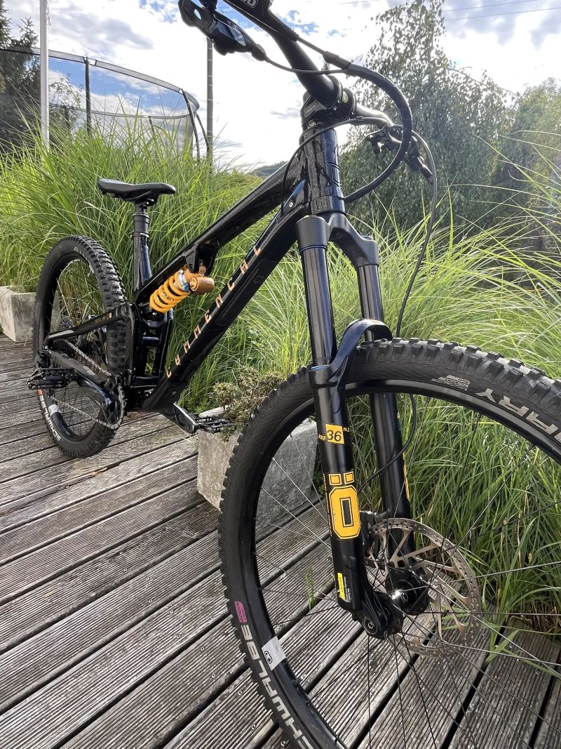Commencal Meta V5 Öhlins edition