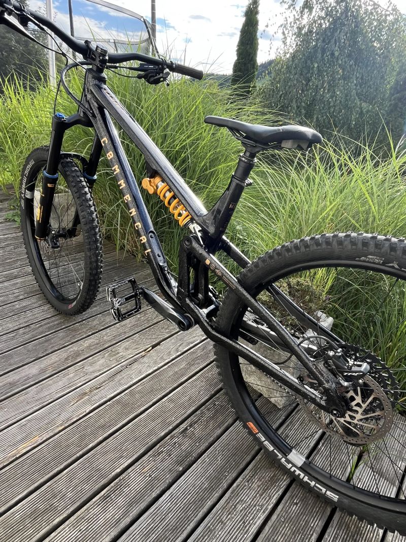 Commencal Meta V5 Öhlins edition