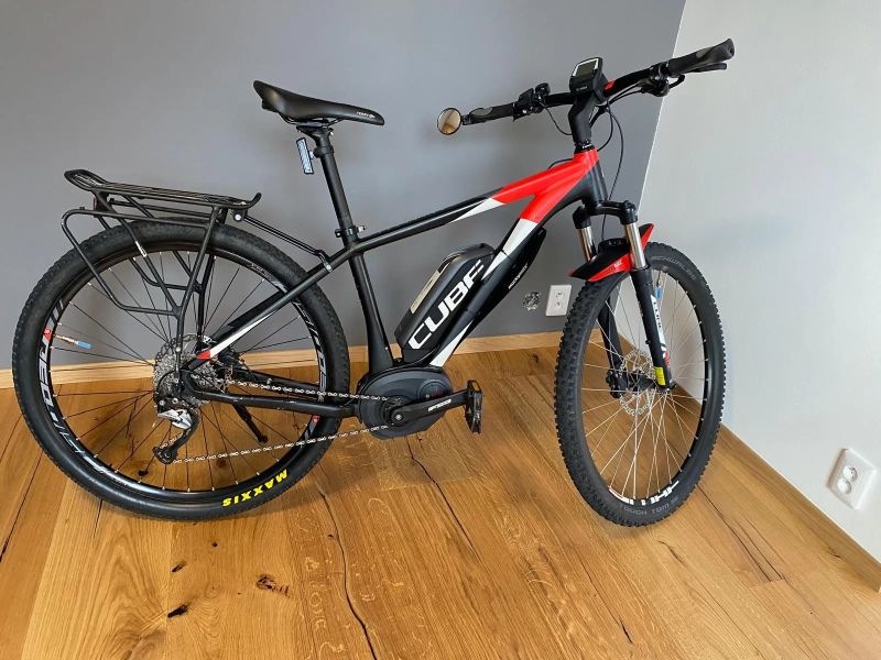 Horske elektrokolo Cube 19”