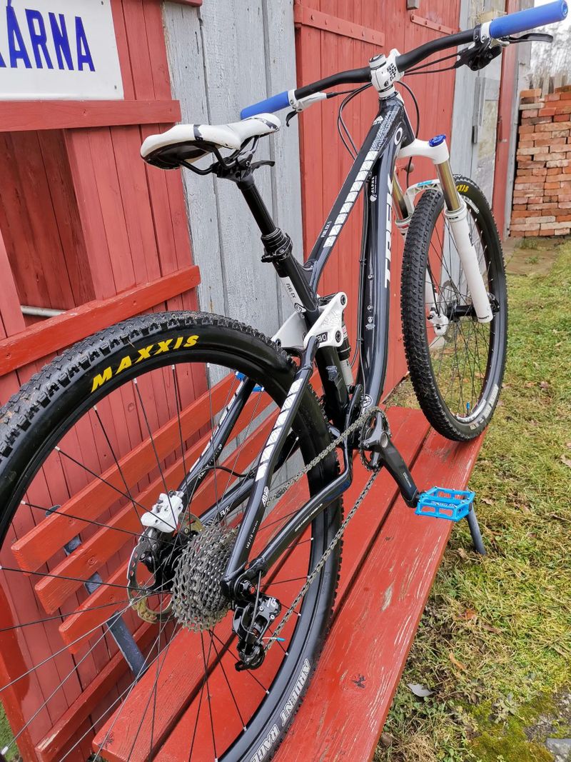 Trek Fuel EX EVO 29" - po přestavbě - Kvalitní komponenty - výborný stav
