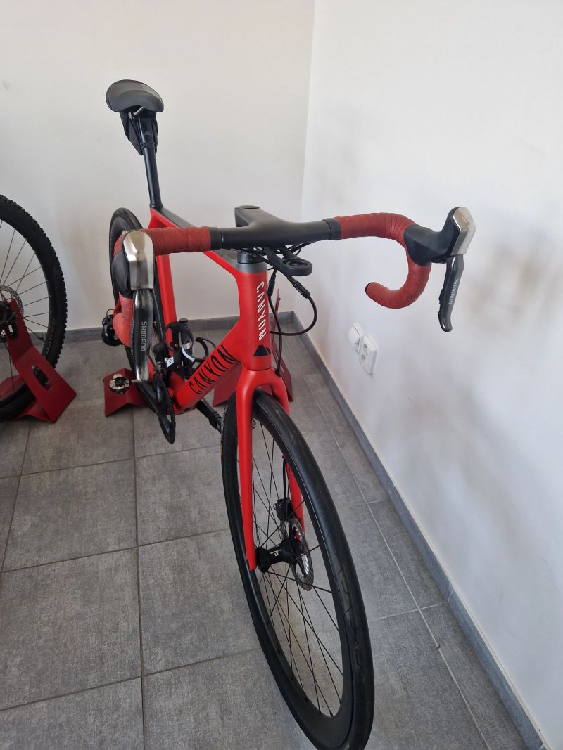 Canyon Endurace CF SLX el.řazení shimano dle foto