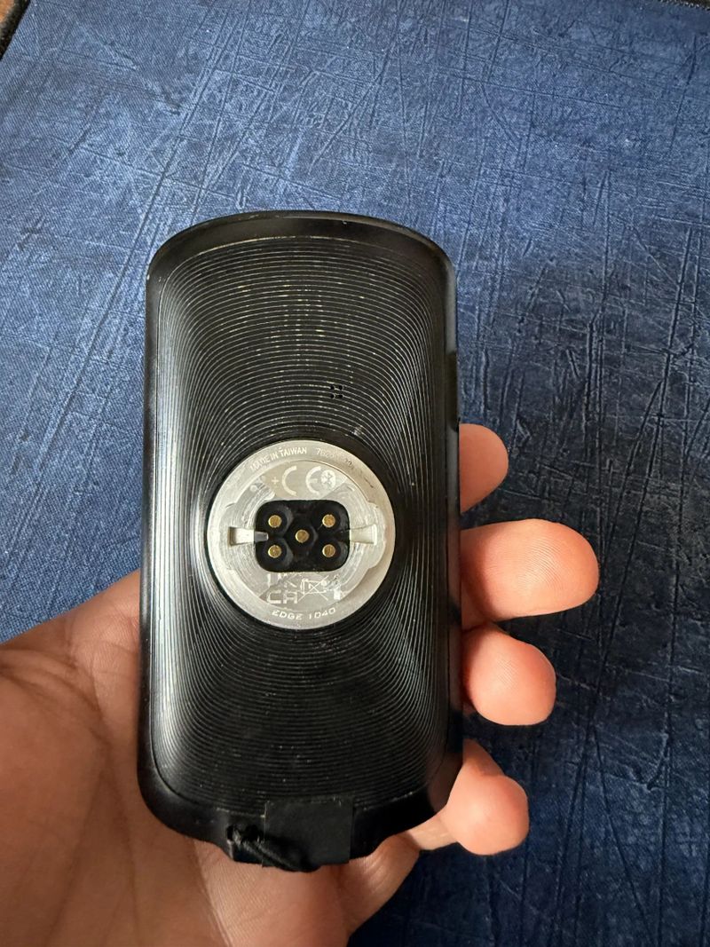 Cyklopočítač s GPS Garmin EDGE Edge by 1040 černý