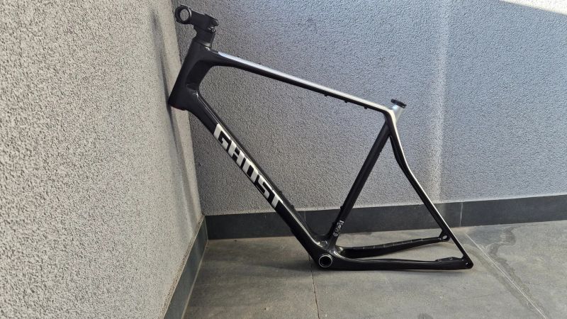 Ghost Asket CF30, vel. XL