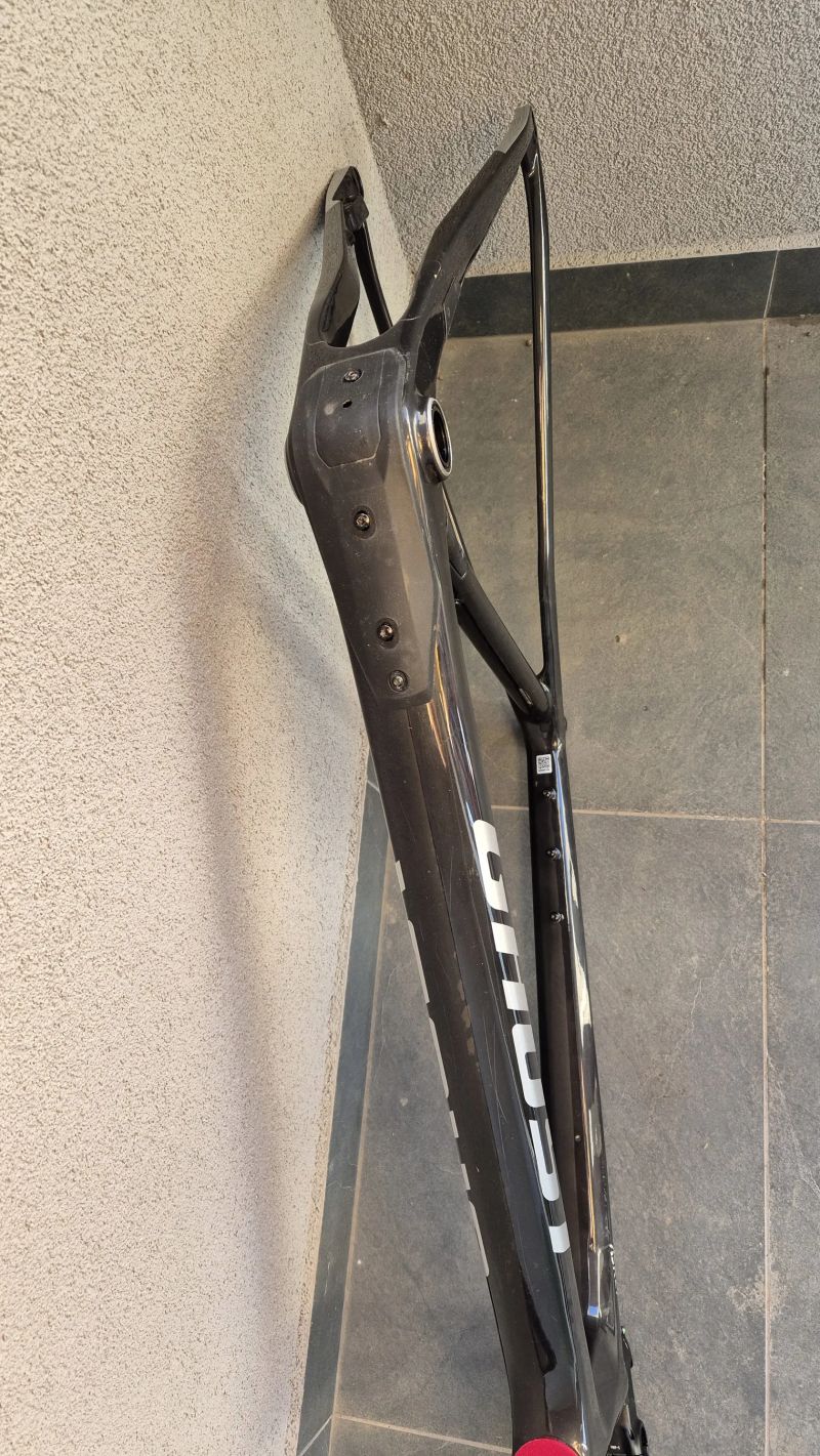 Ghost Asket CF30, vel. XL