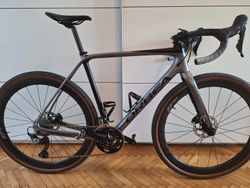 PRODÁM maximálně udržovaný gravel - Orbea Terra M30 vel. M ( spíše L )
