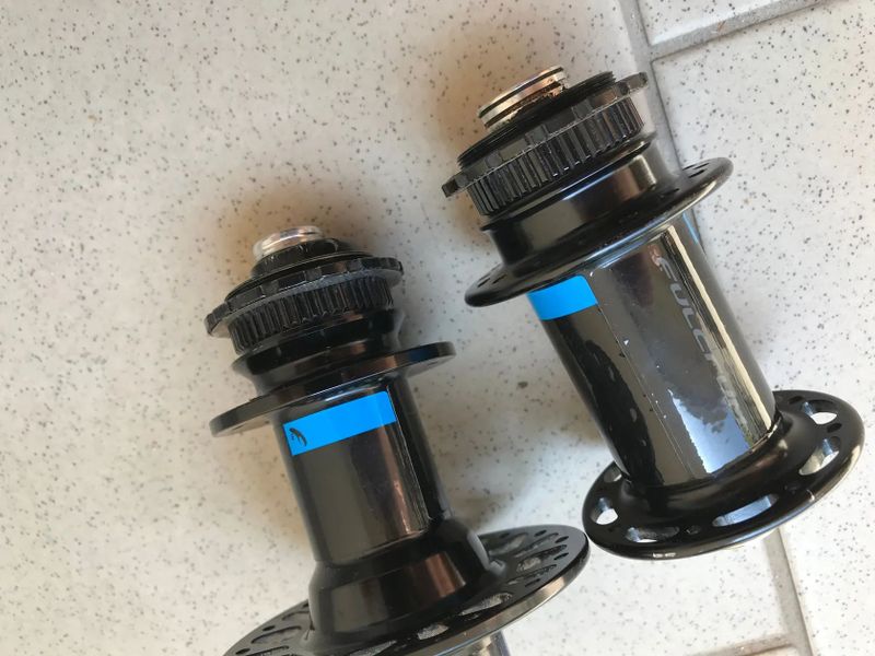 Fulcrum racing expert DB - sada nábojů/pevná osa 