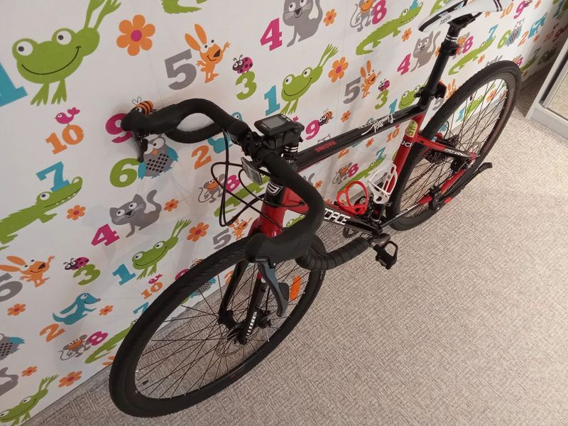 Prodám nový silniční gravel FORCE, cena 12.000,- Kč