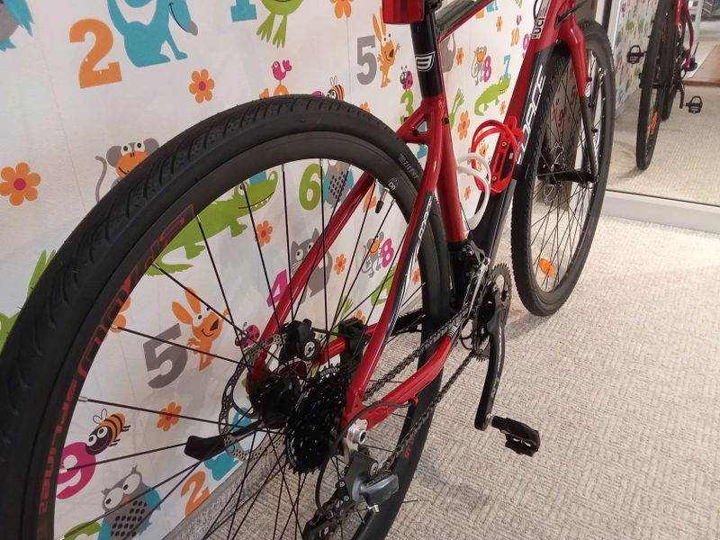 Prodám nový silniční gravel FORCE, cena 12.000,- Kč