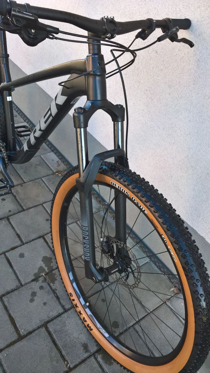 TREK ROSCOE 7 velikost L