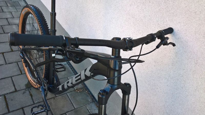 TREK ROSCOE 7 velikost L