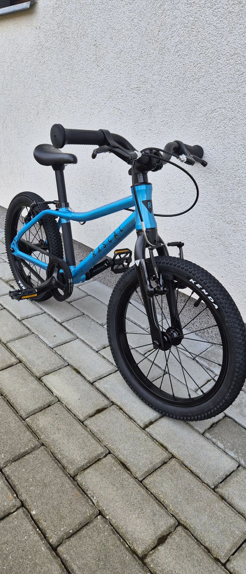 Rascal 16 Aquamarine