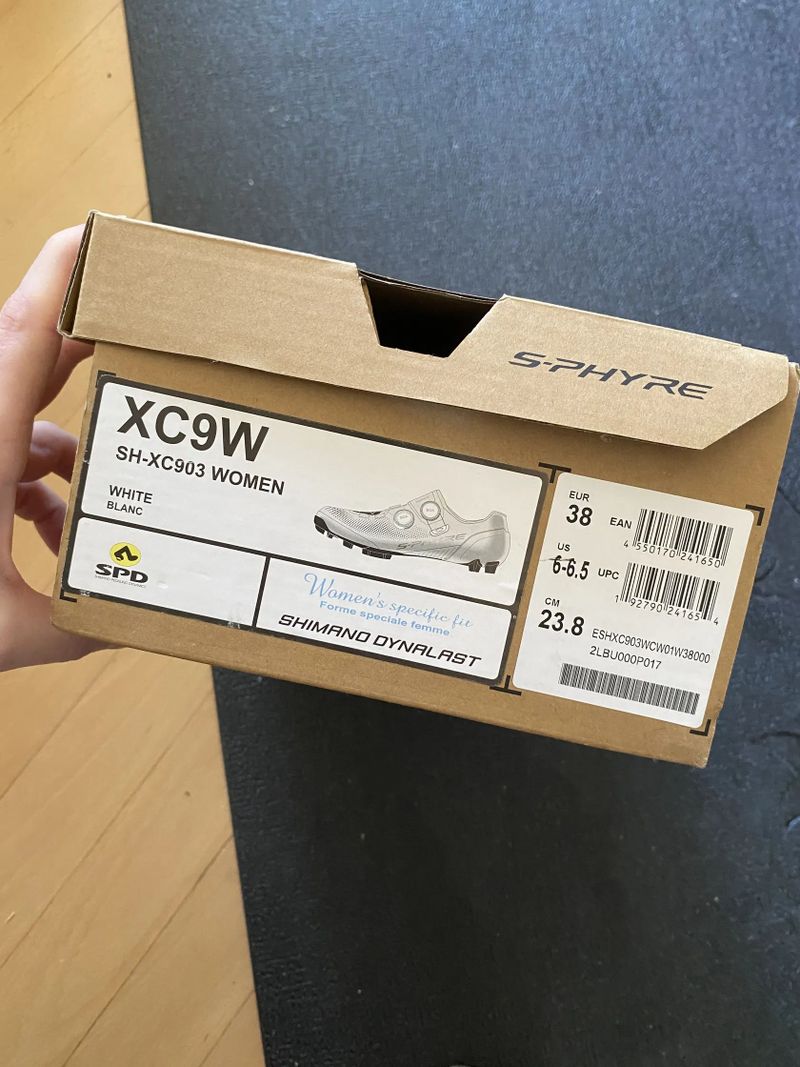 TOP závodní tretry Shimano S-PHYRE SH-XC903W / SH-XC9W – NOVÉ (XC/Gravel) - vel.38