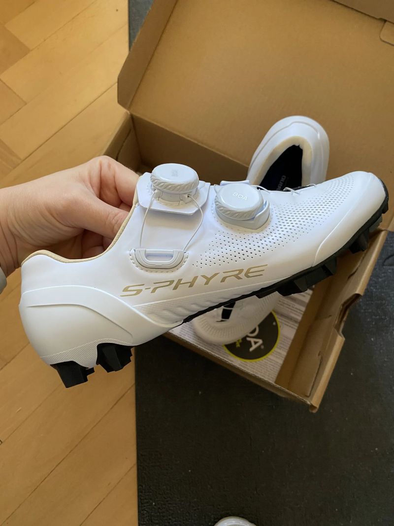 TOP závodní tretry Shimano S-PHYRE SH-XC903W / SH-XC9W – NOVÉ (XC/Gravel) - vel.38