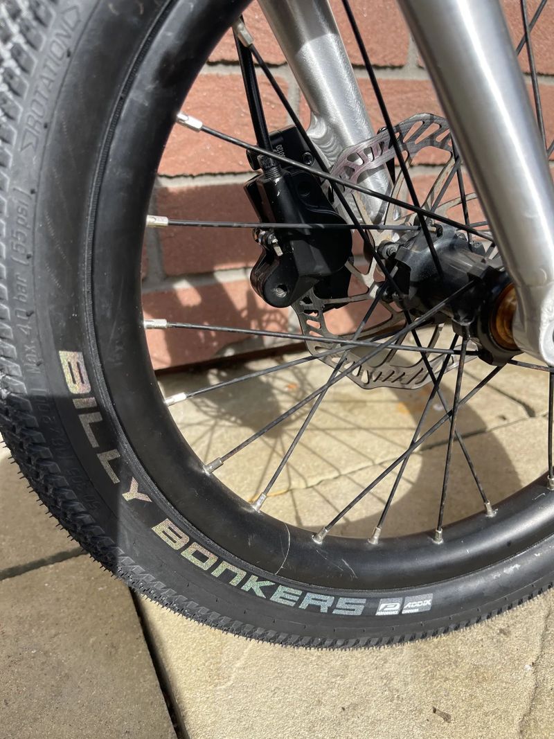 Early Rider Helion 16 s řezením Shimano