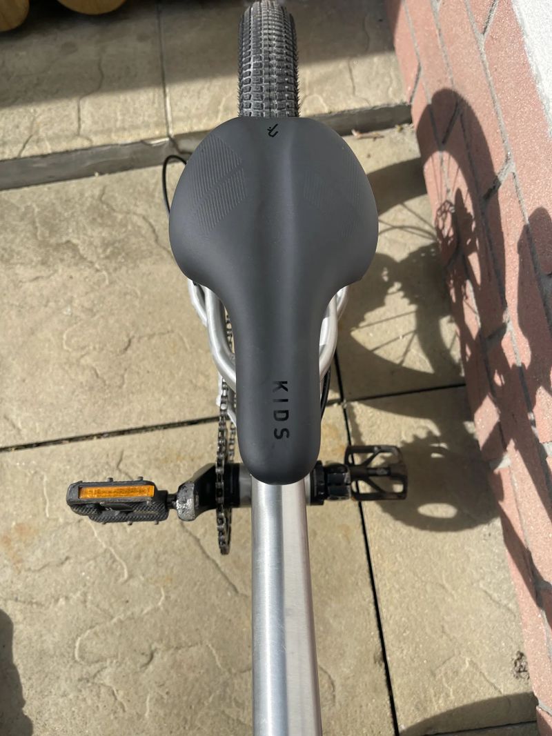 Early Rider Helion 16 s řezením Shimano