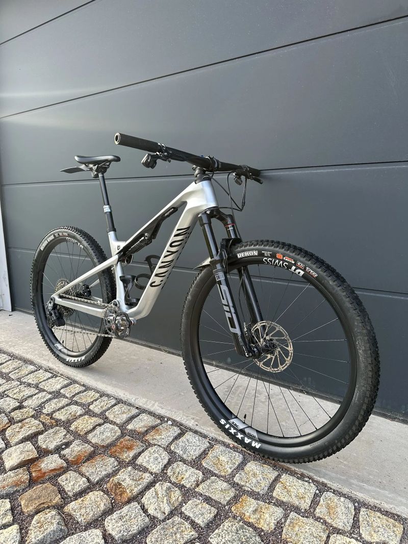 Canyon Lux trail CF9 AXS