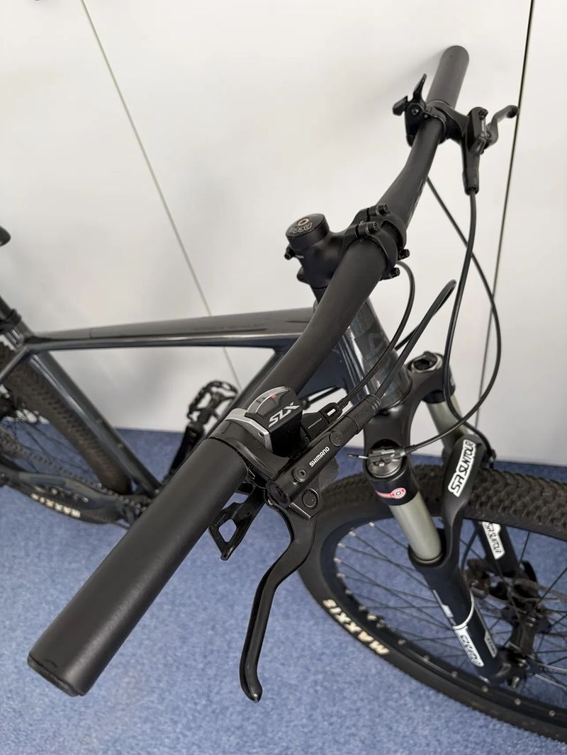 MRX 27,5" (17,5") - Shimano Deore - vzduch Raidon 