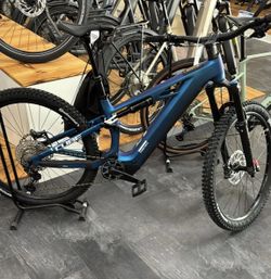 Cube Stereo hybrid one44 hpc slx 800 - M