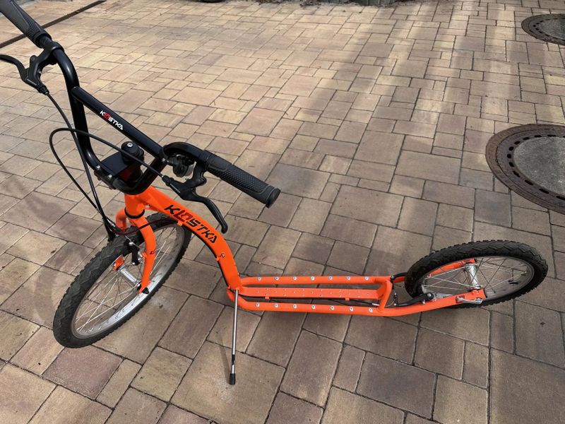 Dětská koloběžka Kostka Hill (Oranžová)