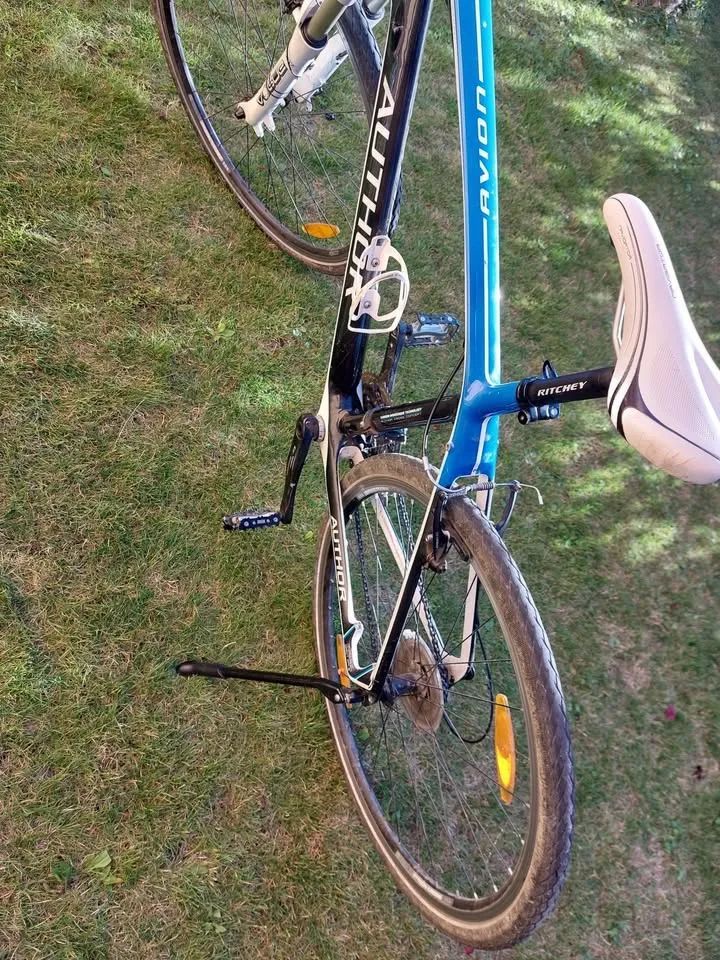 Author Avion 28" vel. L (karbon rám)