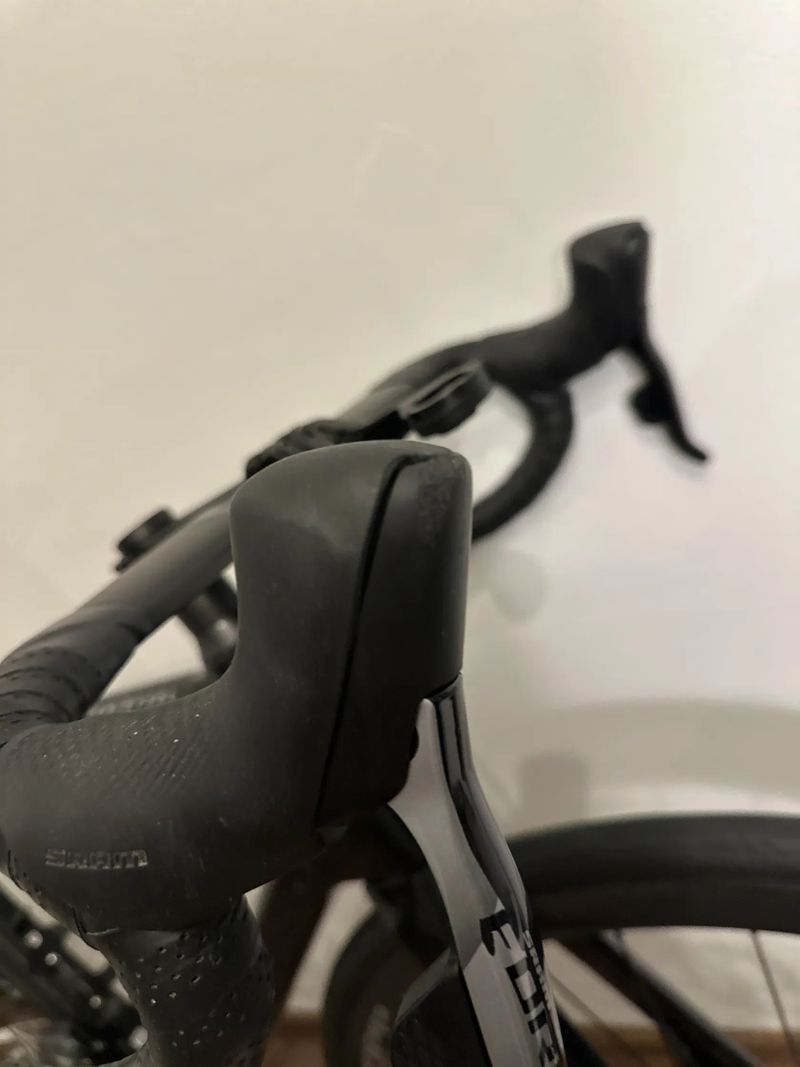 Van Rysel EDR CF Disc | SRAM Force AXS | Zipp 303 S | Quarq Powermete