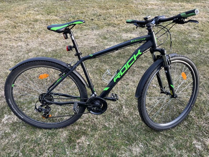 Rock Machine Manhattan