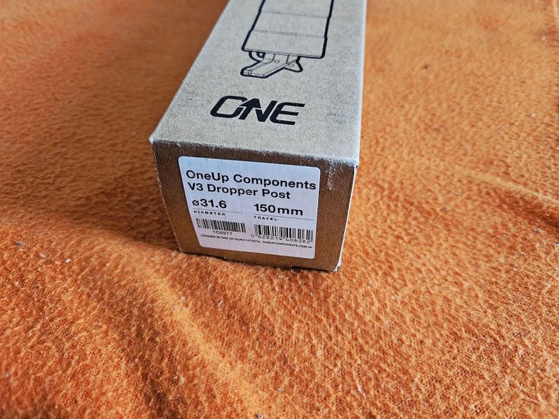 Nová OneUp Components V3 150mm / 31,6mm 433g