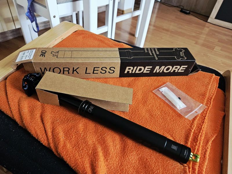 Nová OneUp Components V3 150mm / 31,6mm 433g