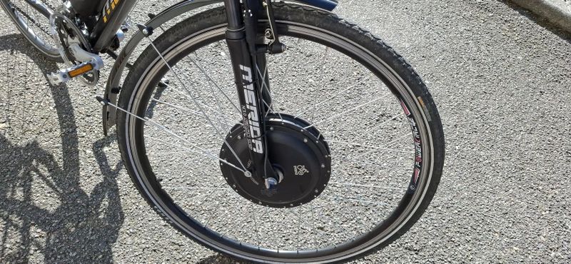 2x elektrokolo Merida Crossway TFS 500 (prodej i samostatně)