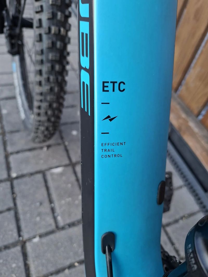 Cube Stereo 140 HPC Race 27.5 velikost S