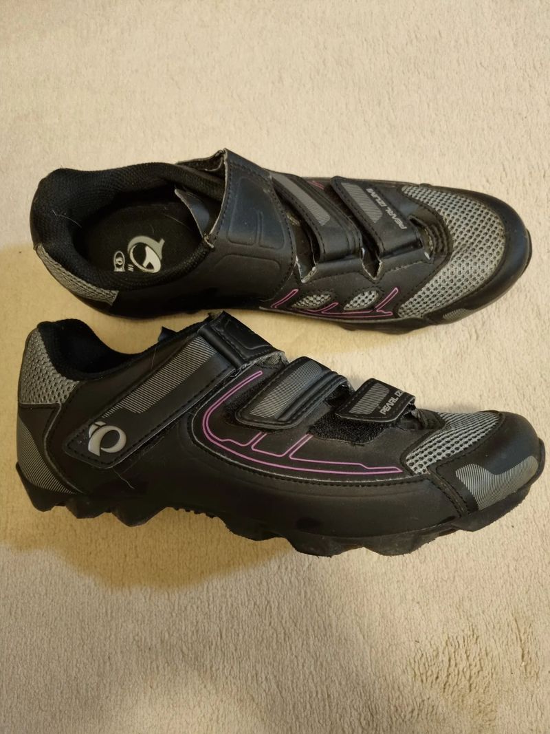 Pearl Izumi 42 stélka 26,5 cm