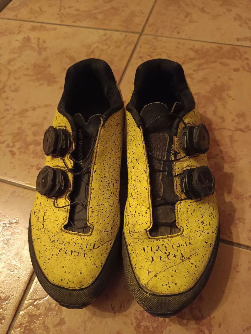 Northwave tretry na kolo 