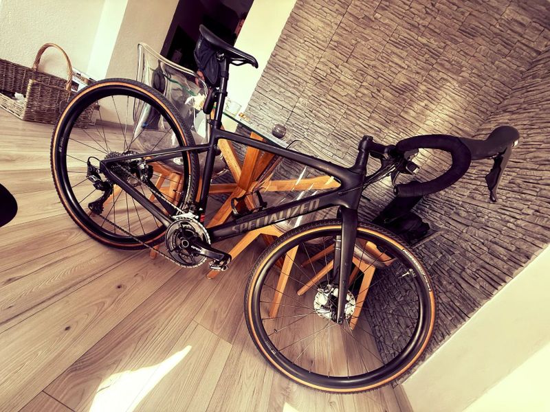 Specialized Diverge Carbon