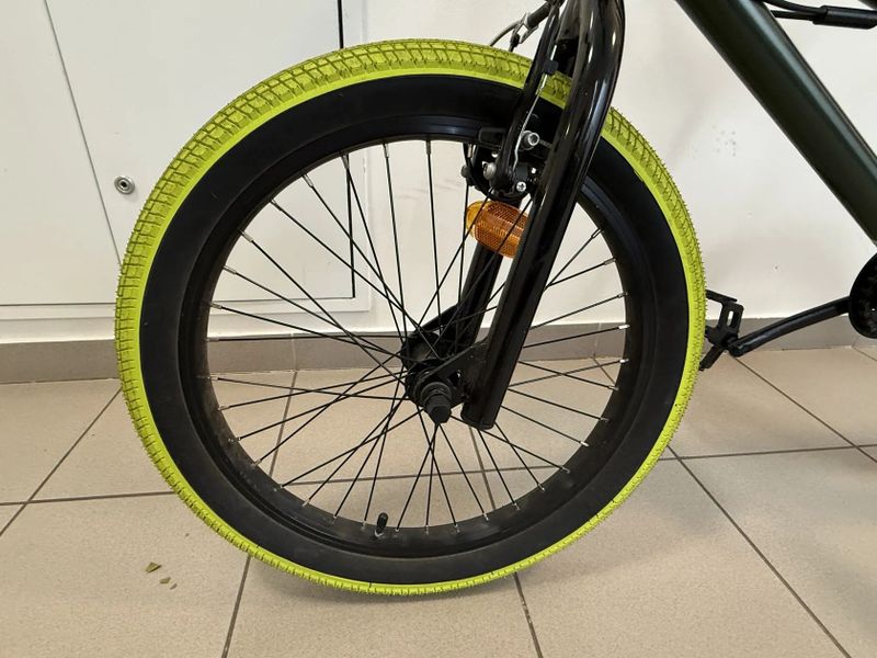 Btwin BMX 20 Wipe 500 TOP STAV najeto 300 km max, nové 6000 Kč