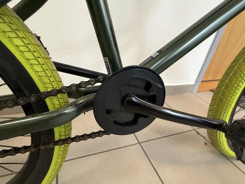 Btwin BMX 20 Wipe 500 TOP STAV najeto 300 km max, nové 6000 Kč