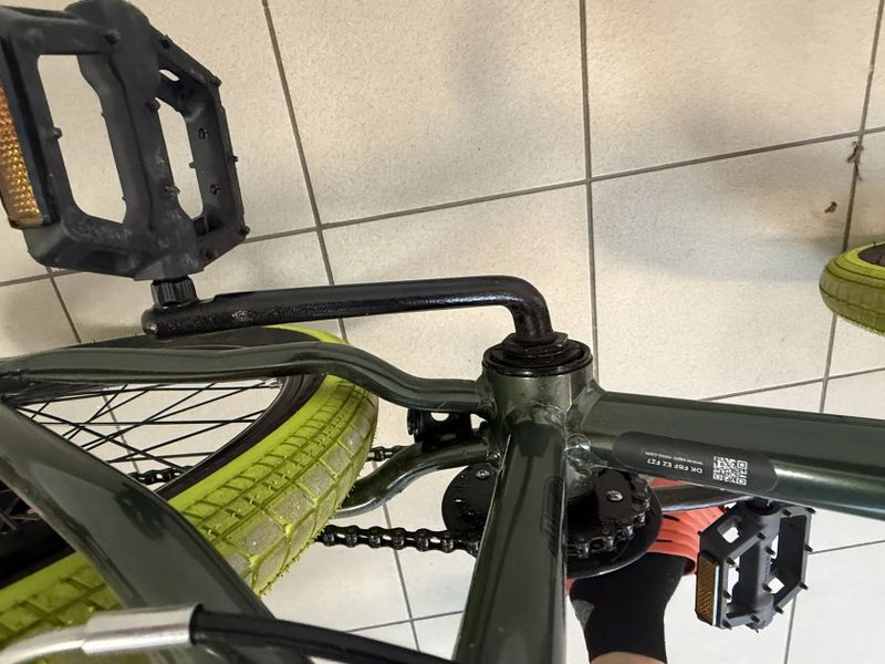 Btwin BMX 20 Wipe 500 TOP STAV najeto 300 km max, nové 6000 Kč