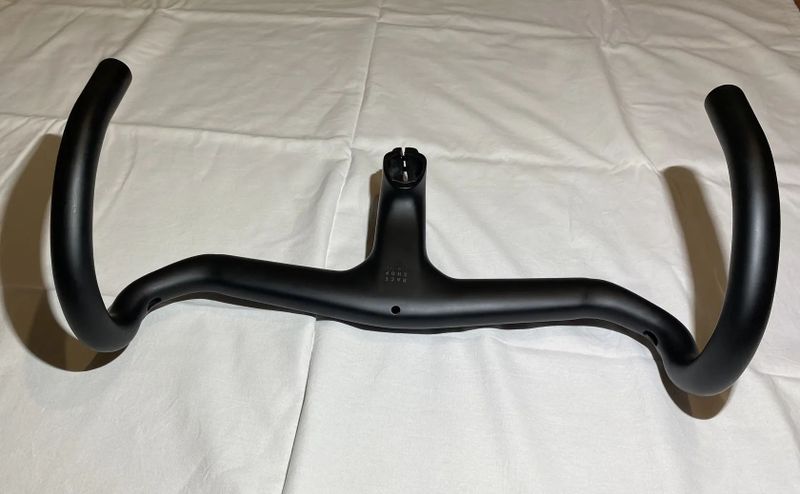 Integrovaný karbonový cockpit (Trek Aero RSL design) – 400x100mm – NOVÝ