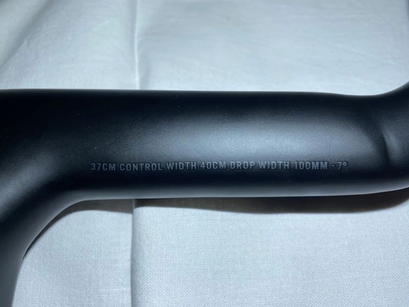 Integrovaný karbonový cockpit (Trek Aero RSL design) – 400x100mm – NOVÝ