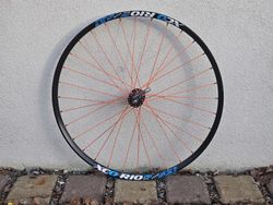 Remerx zapletené přední kolo 26", 559-17, rychoupínák, XT