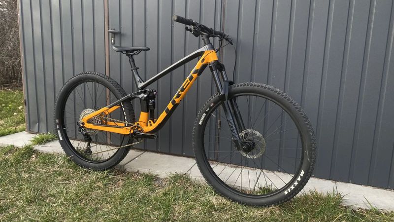 Zánovní horské kolo Trek Fuel EX 5