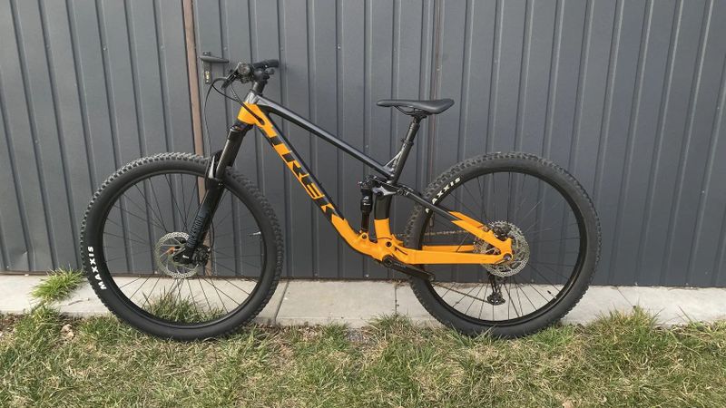 Zánovní horské kolo Trek Fuel EX 5