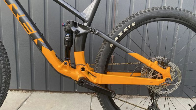 Zánovní horské kolo Trek Fuel EX 5