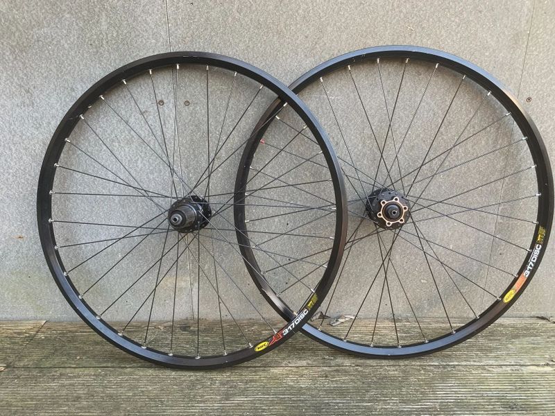 Zapletené kola 26”, ráfky Mavic 317 Discs