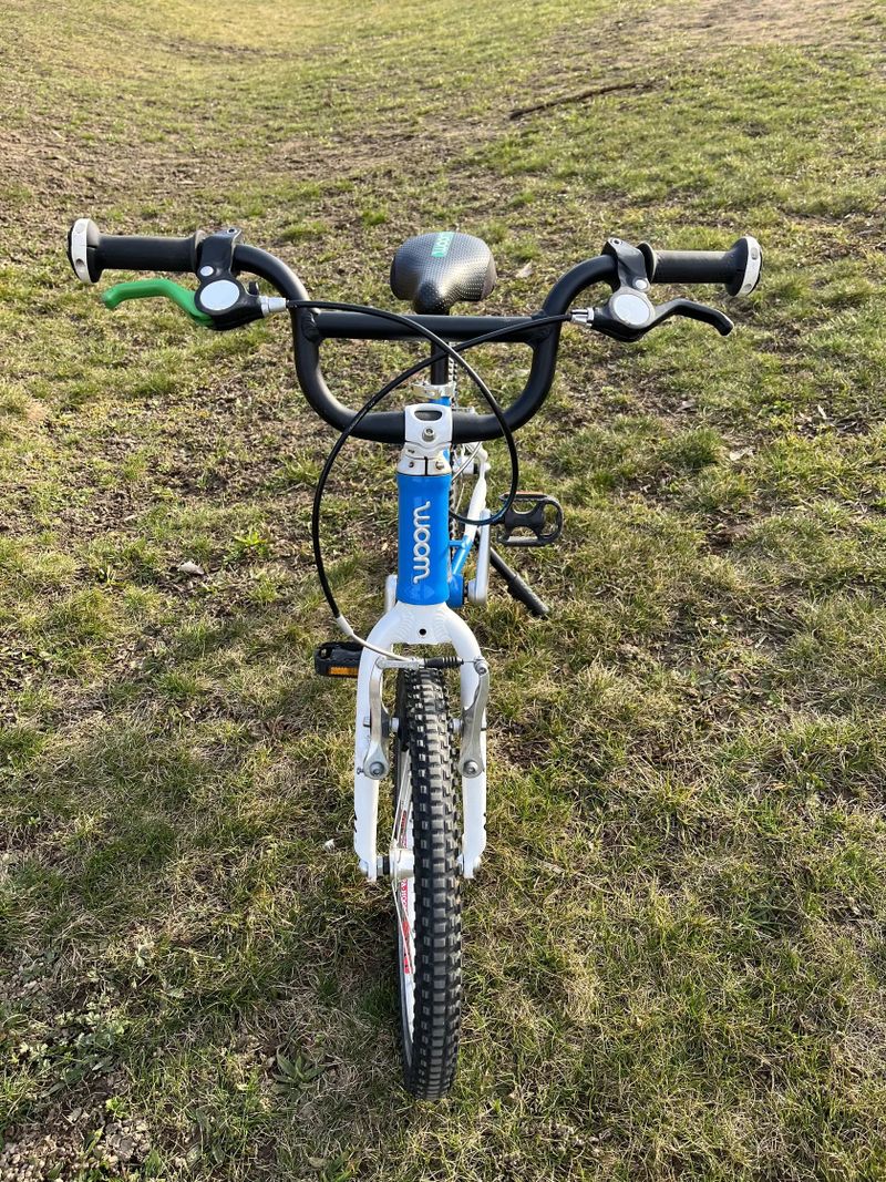 Lehké dětské kolo Woom 3, vel.16”