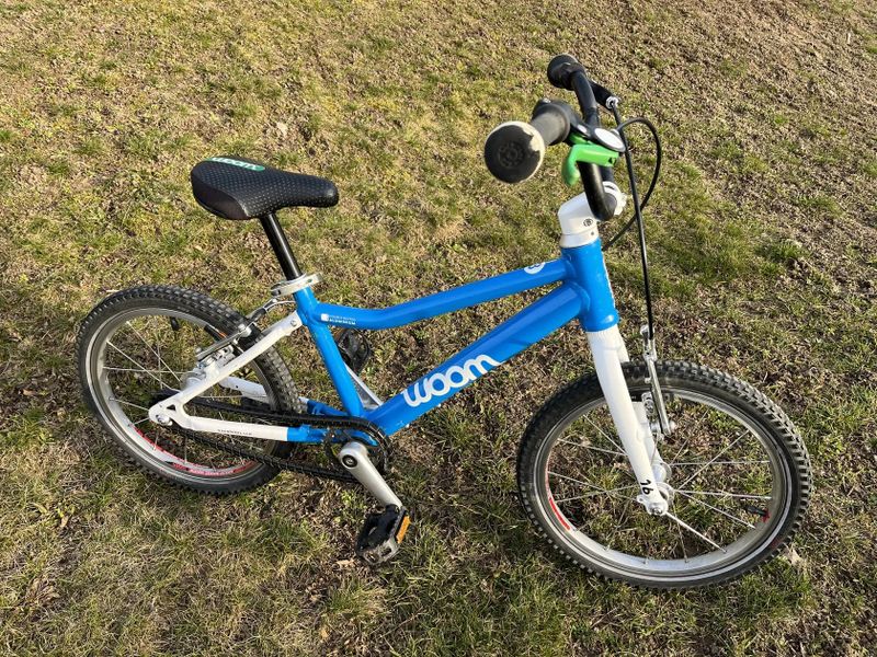 Lehké dětské kolo Woom 3, vel.16”