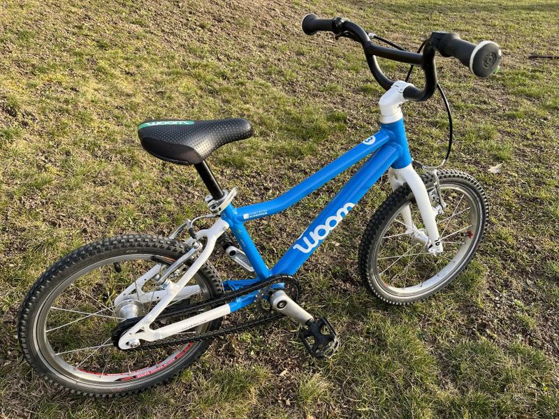 Lehké dětské kolo Woom 3, vel.16”