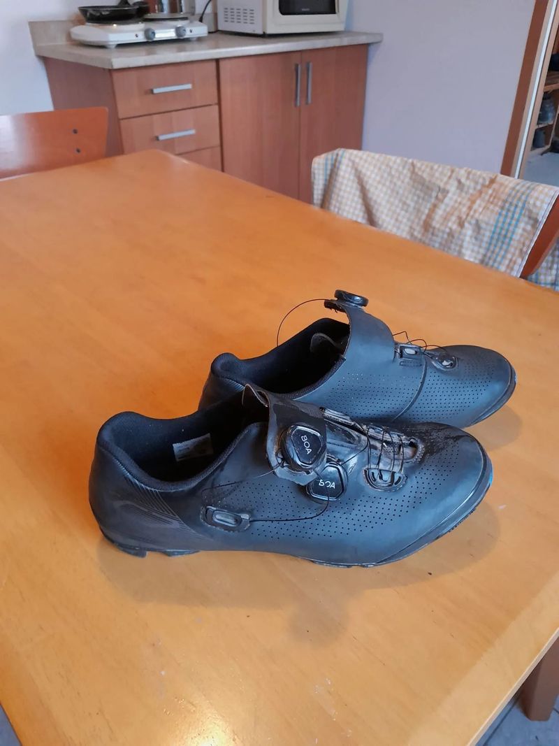 SHIMANO MTB SH-XC701ML ČERNÉ, podrážka Michelin