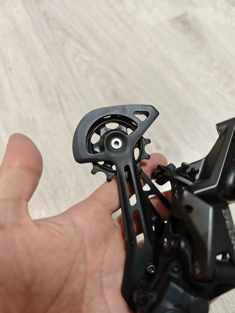 Shimano DEORE 11 speed