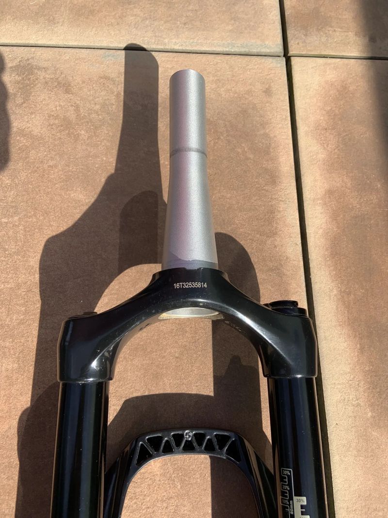 Prodám parádní vidlici Rock Shox Reba 110mm na 29'